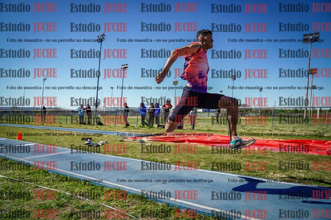 Fotos del salto triple de varones