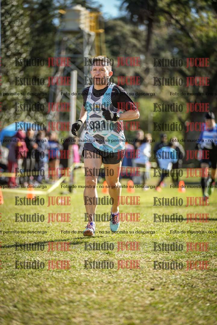 Fotos de la llegada del cross de 1500 m