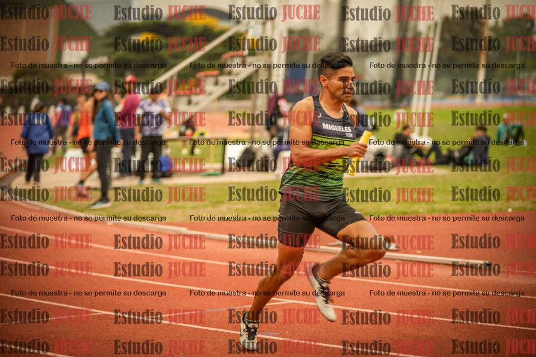 Fotos de las Postas 4x400 m de varones