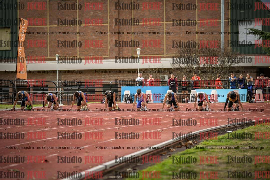 Fotos de los 100 m llanos de varones - FINAL