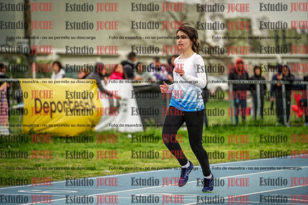 Fotos de los 300 m llanos de mujeres - U17