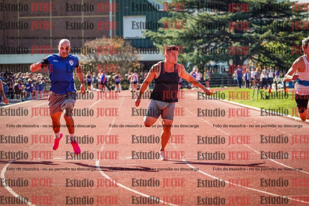 Fotos de los 100 m llanos de varones