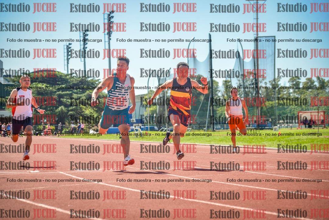 Fotos de los 100 m llanos de varones