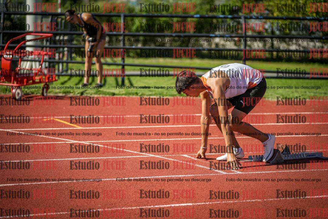 Fotos de los 200 m llanos de varones