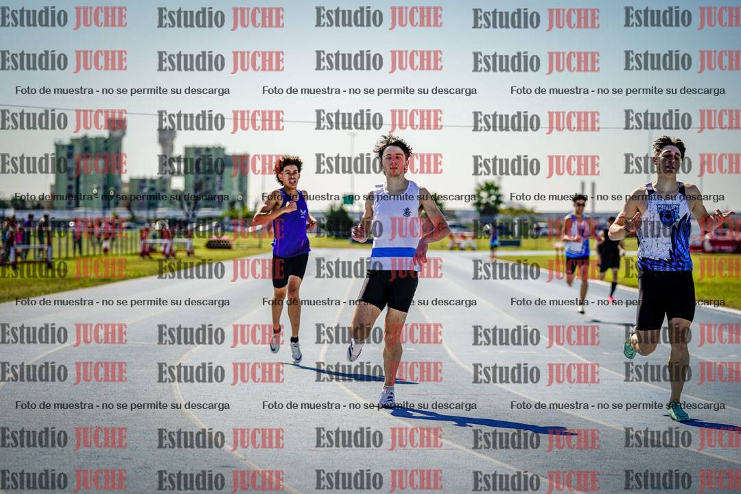 Fotos de los 400 m llanos de varones