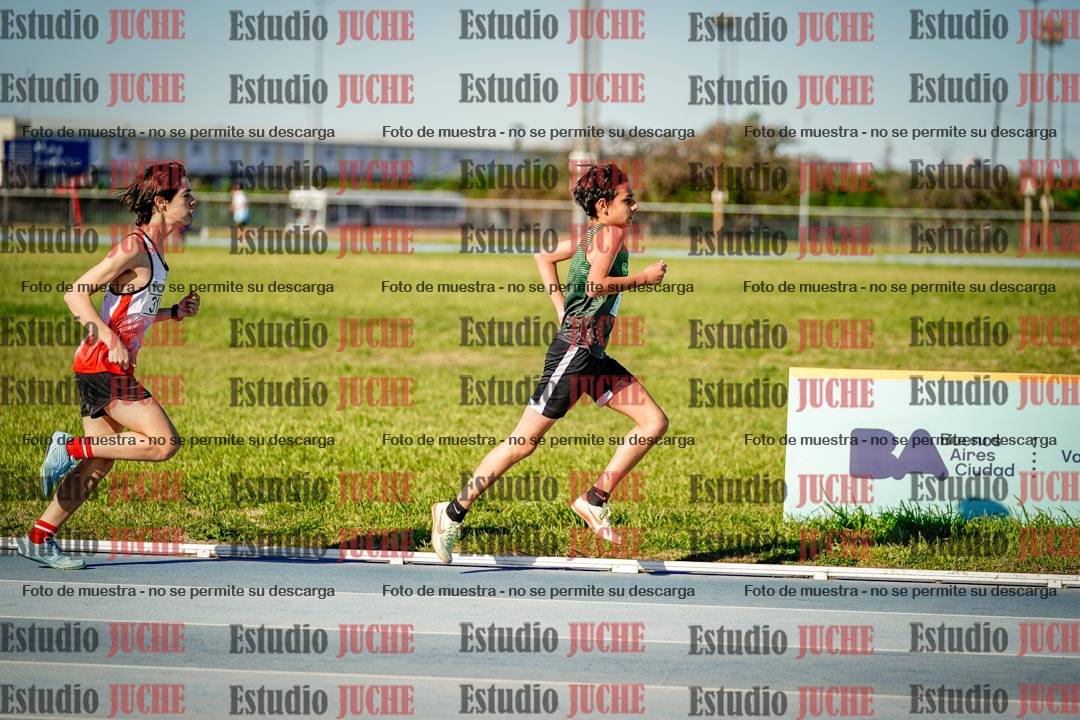 Fotos de los 2000 m llanos de varones