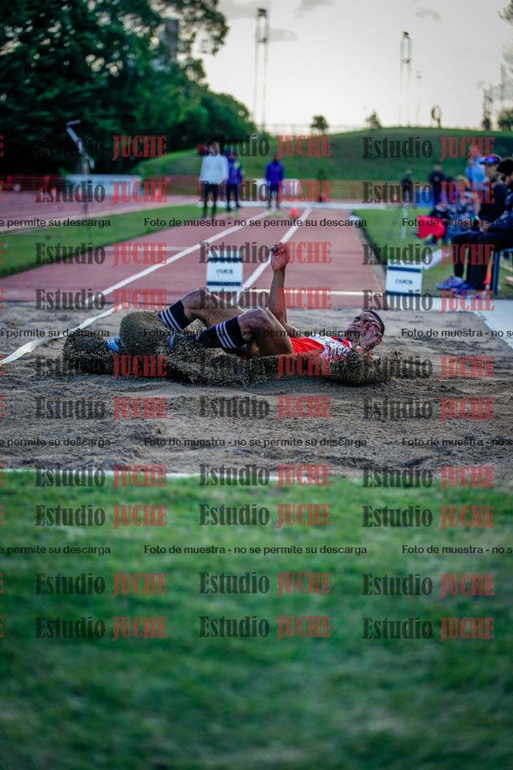 Fotos del salto en largo de varones - FINAL