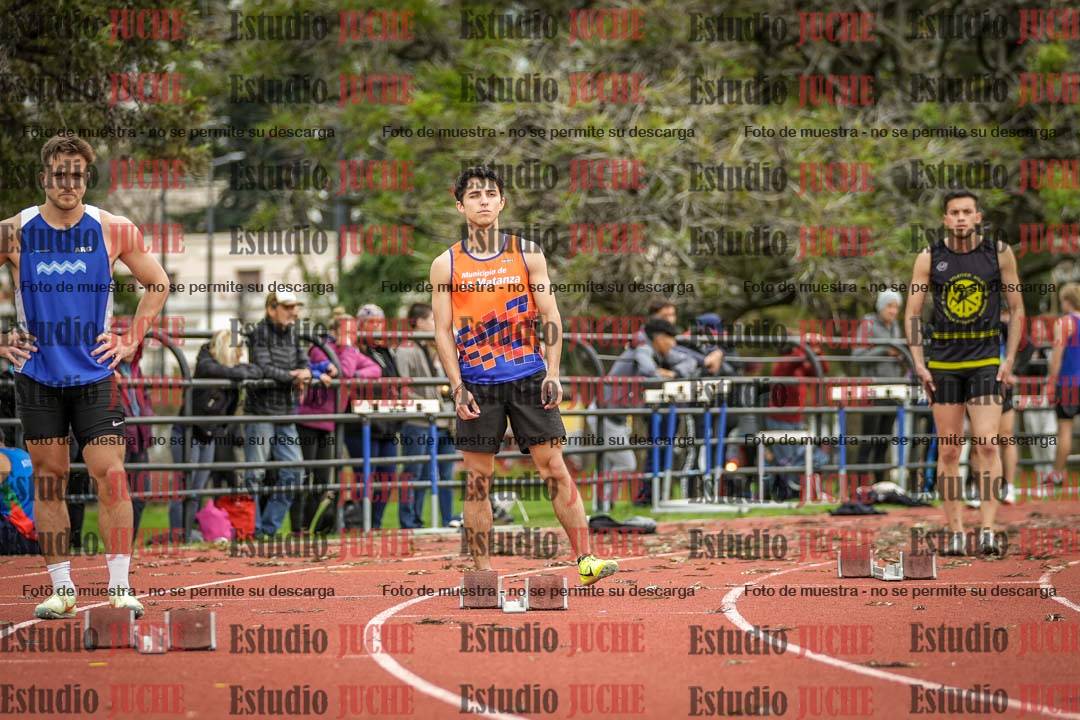 Fotos de los 200 m llanos de varones