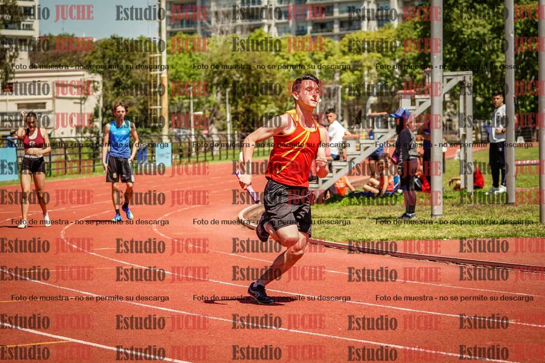 Fotos de las Postas 8x200 m de mujeres y varones - FINAL