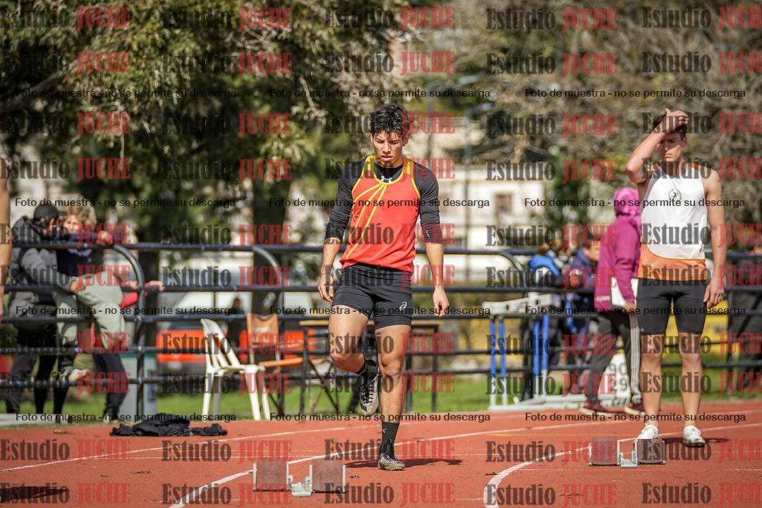 Fotos de los 200 m llanos de varones