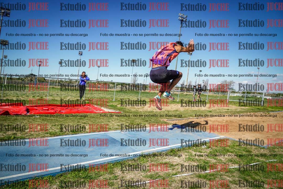 Fotos del salto triple de varones