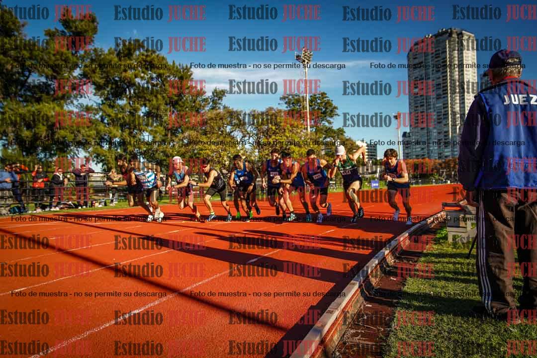 Fotos de los 3000 m llanos de varones