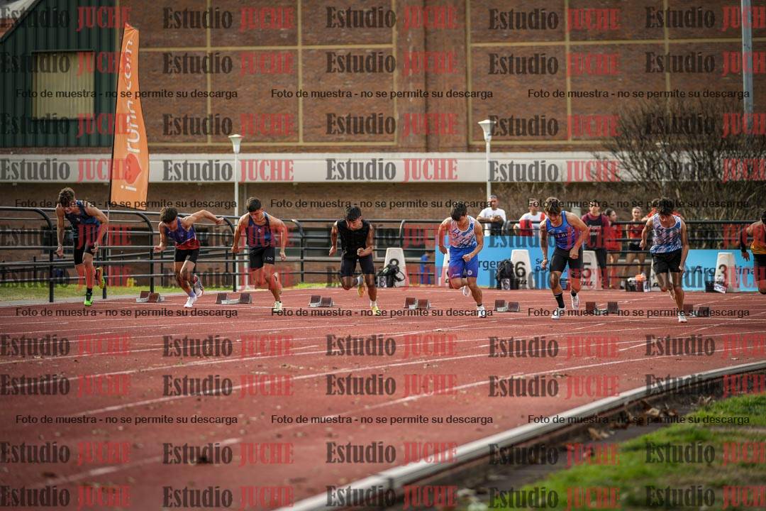 Fotos de los 100 m llanos de varones - FINAL