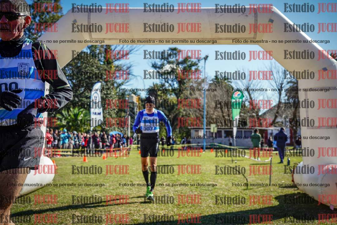 Fotos de la llegada del cross de 1500 m