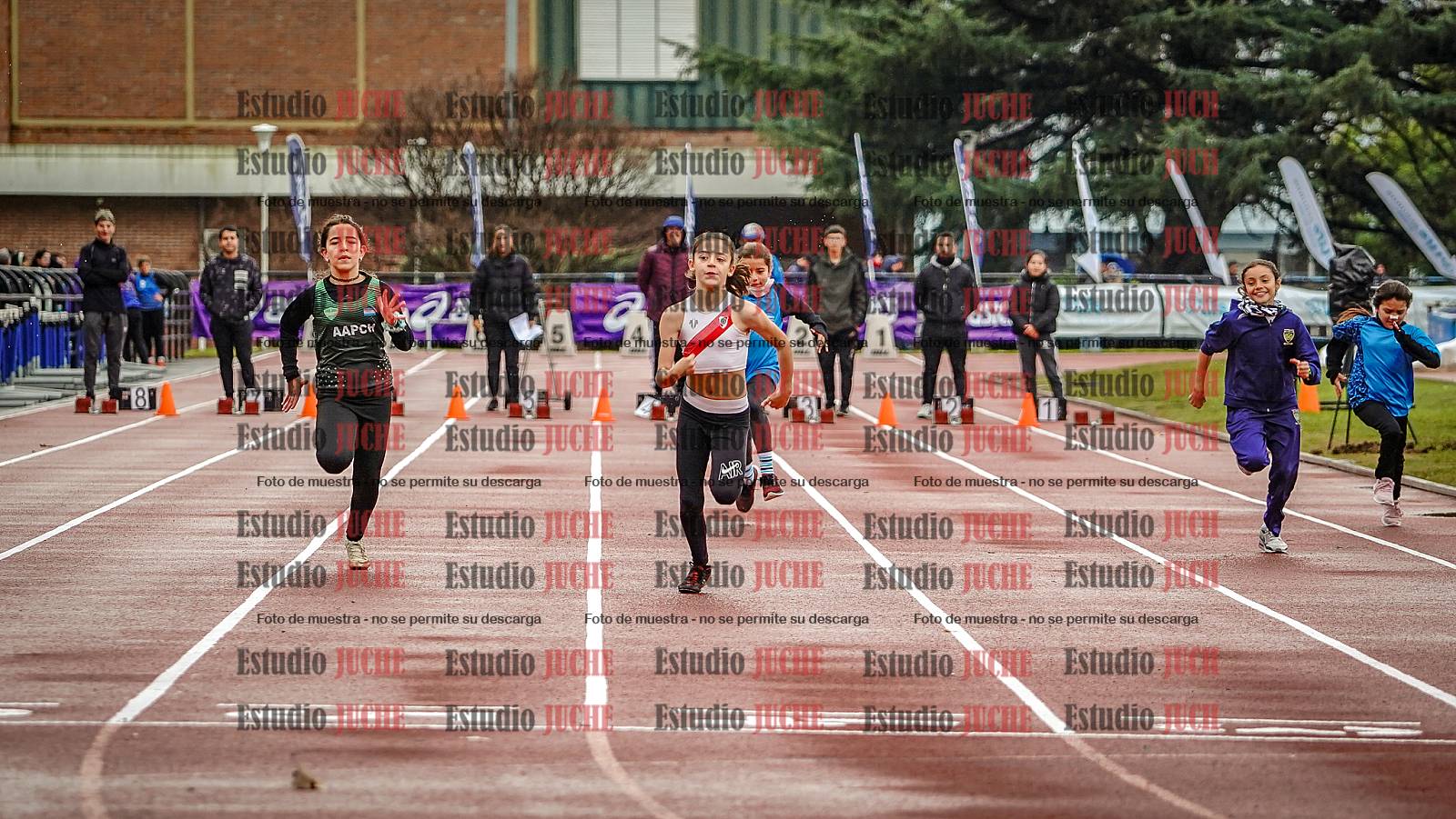 Fotos de los 50 m llanos de mujeres