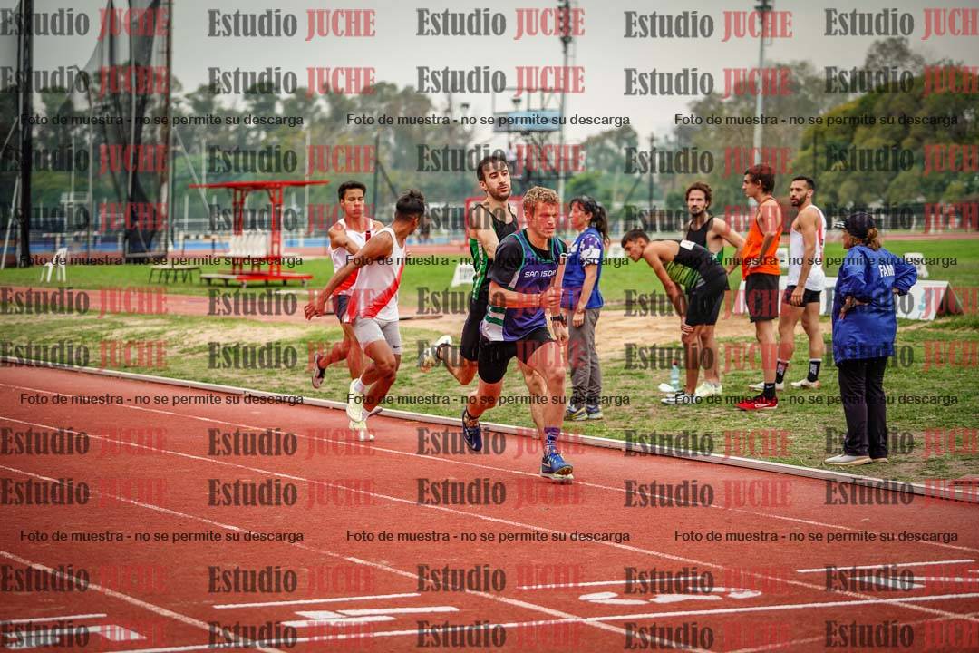 Fotos de las Postas 4x400 m de varones