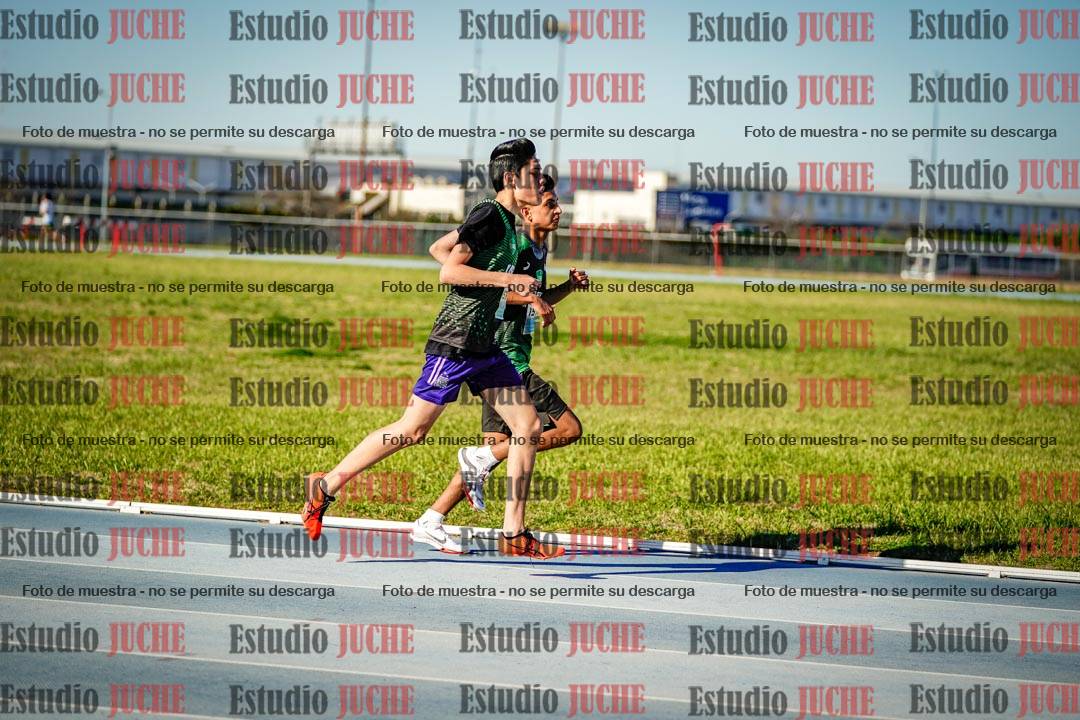 Fotos de los 2000 m llanos de varones
