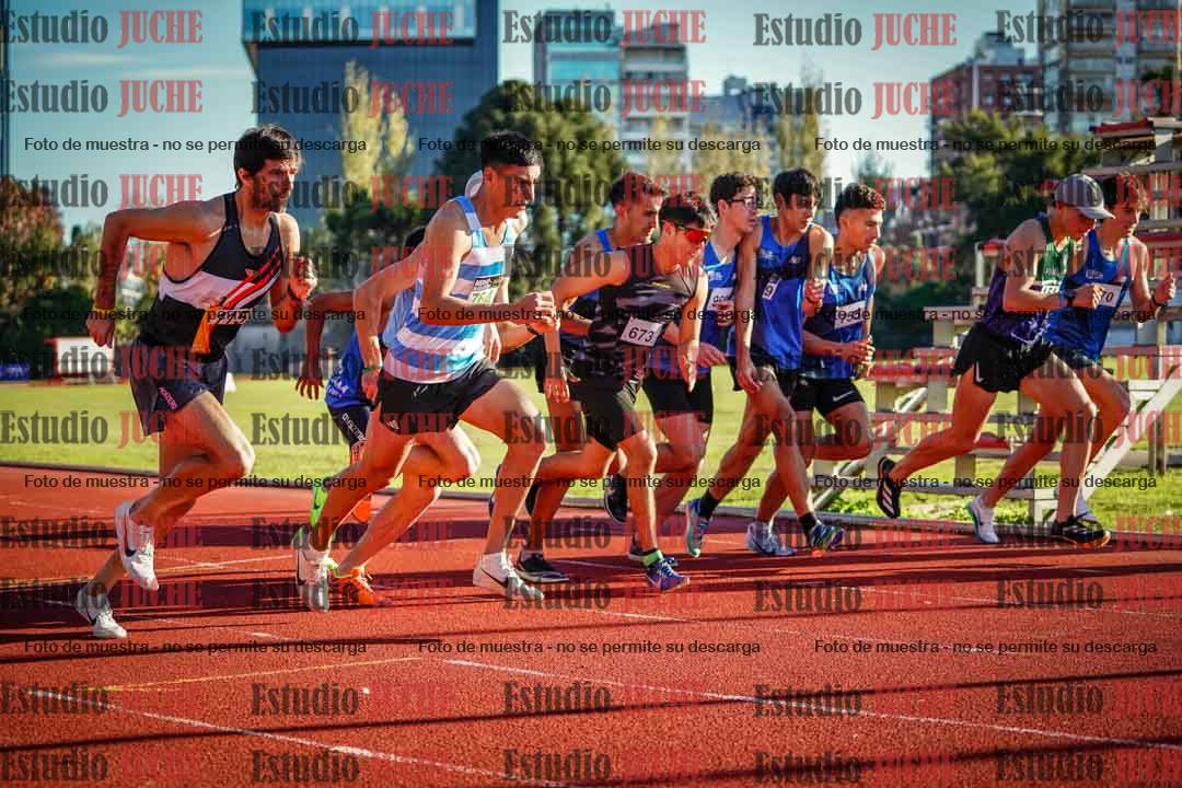 Fotos de los 3000 m llanos de varones