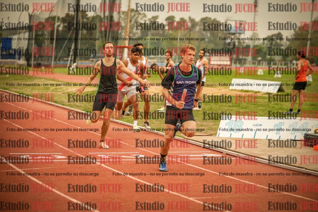 Fotos de las Postas 4x400 m de varones