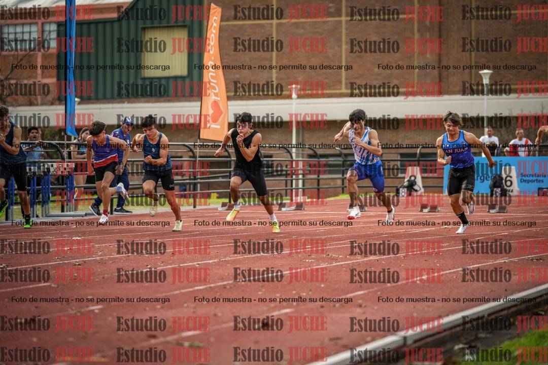 Fotos de los 100 m llanos de varones - FINAL