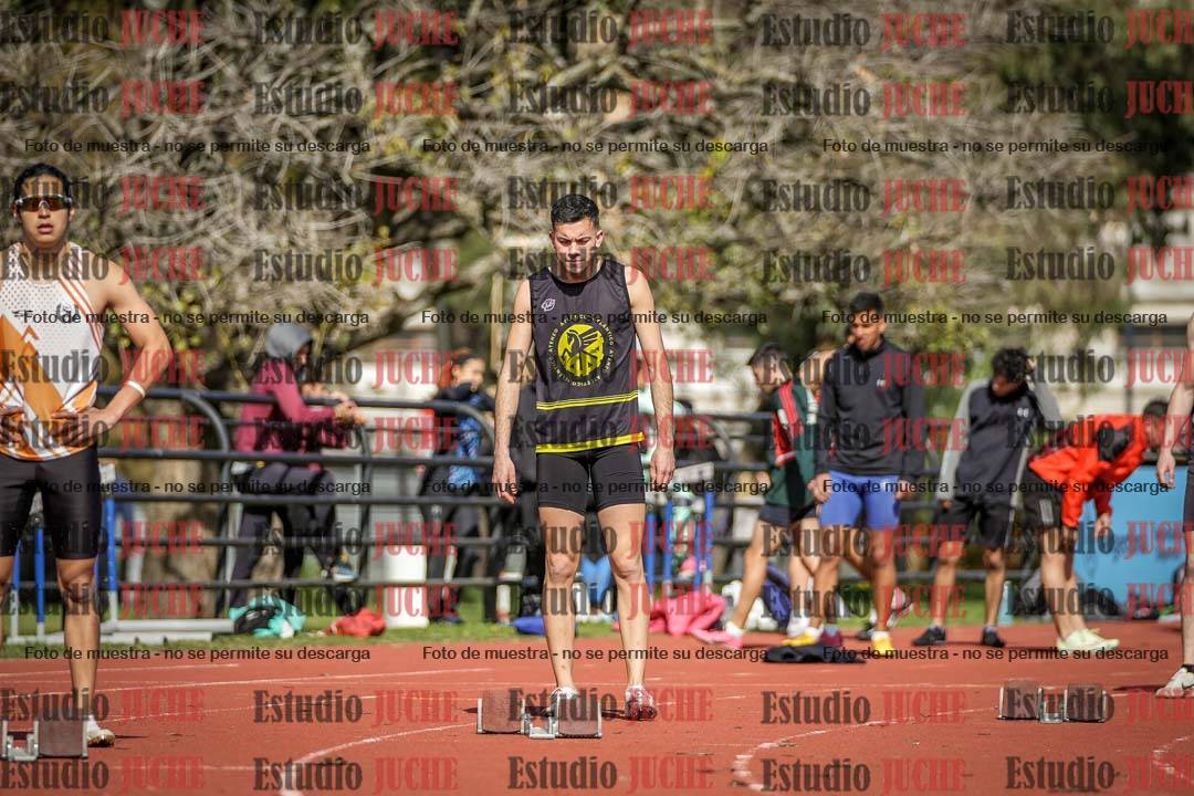 Fotos de los 200 m llanos de varones