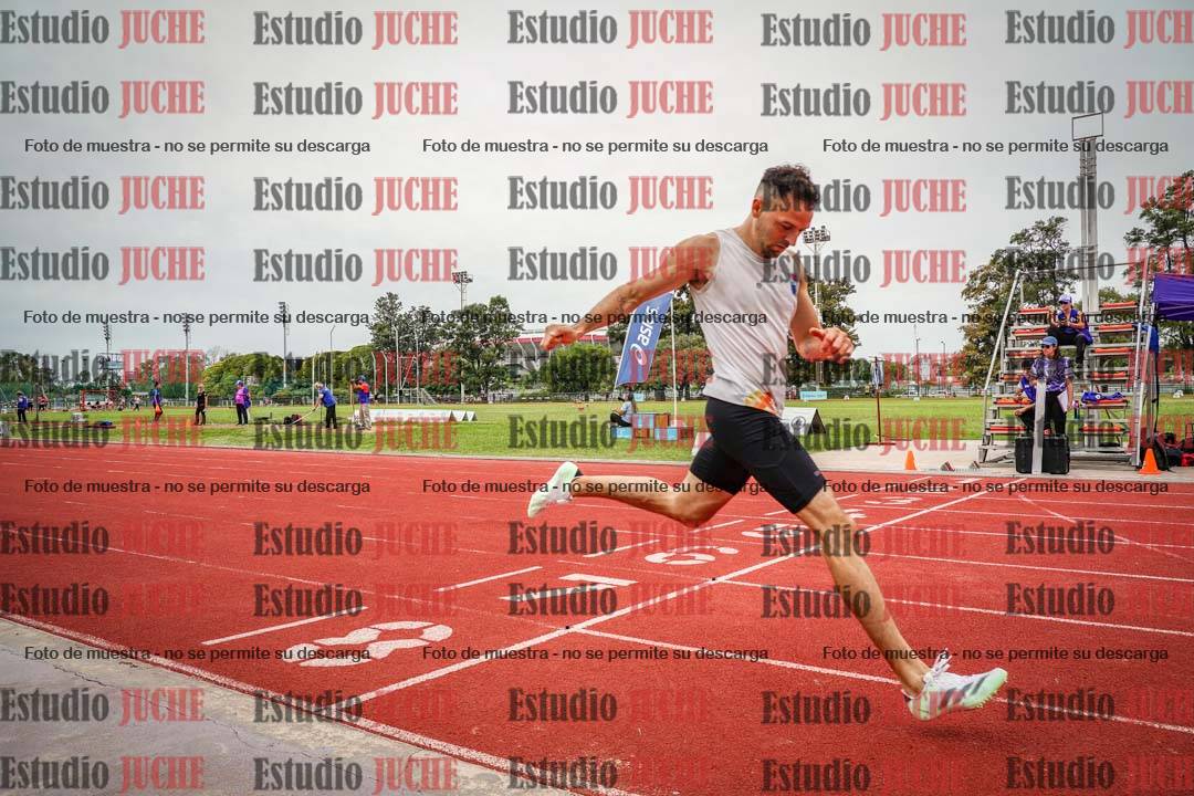 Fotos de los 400 m llanos de varones