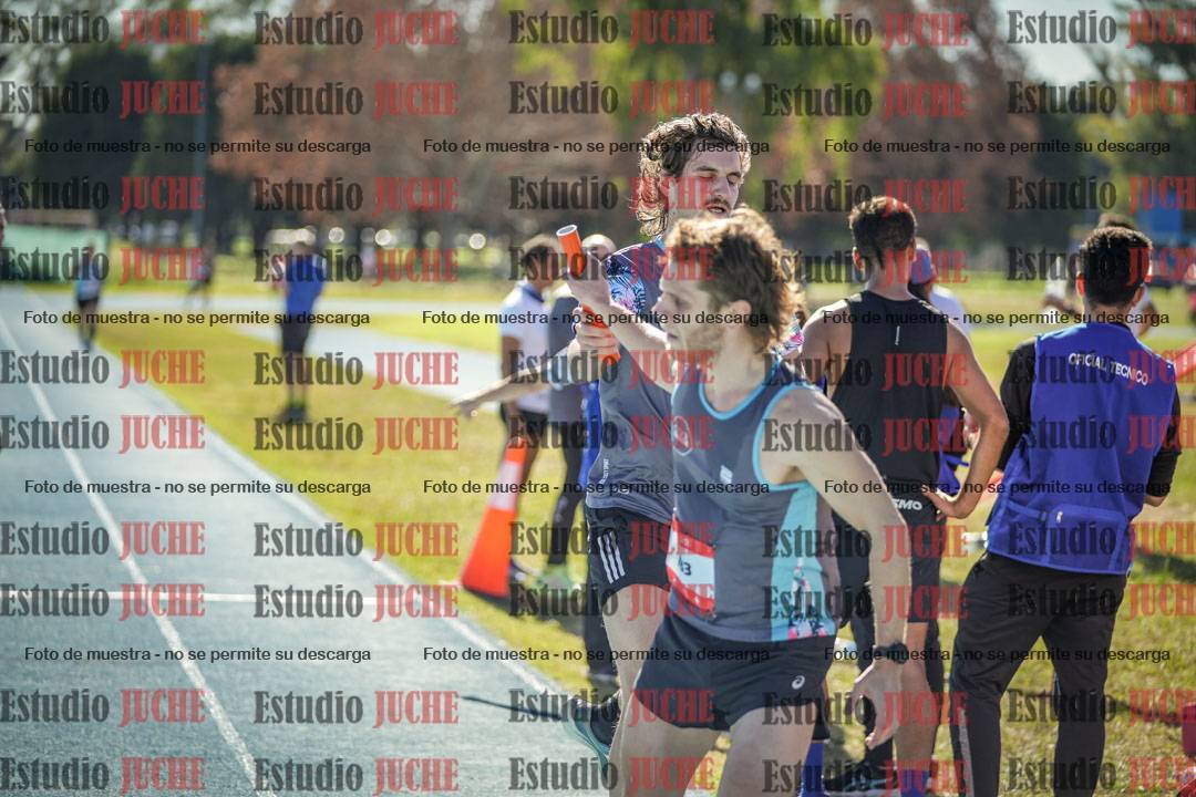 Fotos durante los relevos