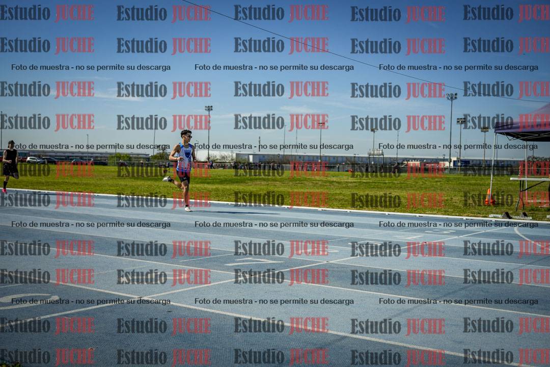 Fotos de los 400 m llanos de varones