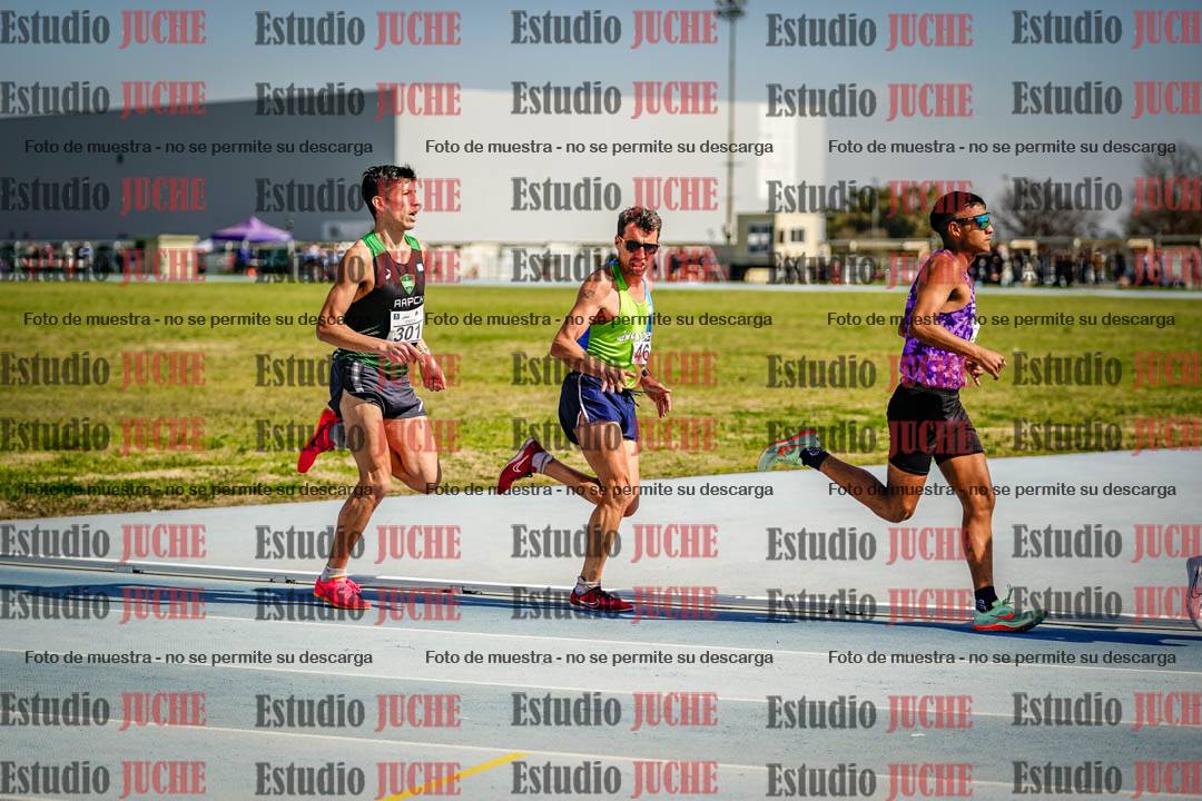 Fotos de los 3000 m llanos de varones