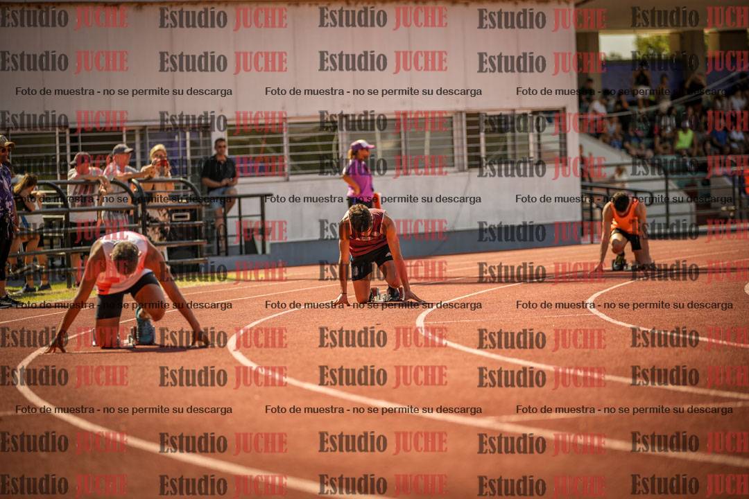 Fotos de los 400 m llanos de varones