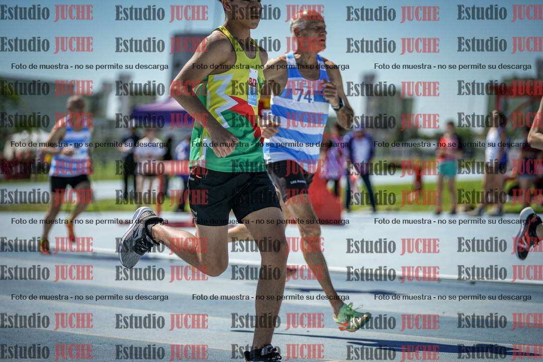 Fotos de los 800 m llanos de varones