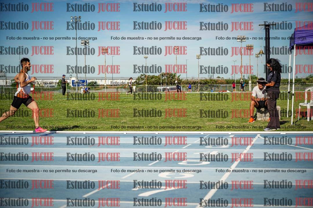 Fotos de los 1500 m llanos de varones