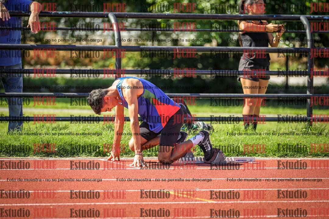Fotos de los 200 m llanos de varones