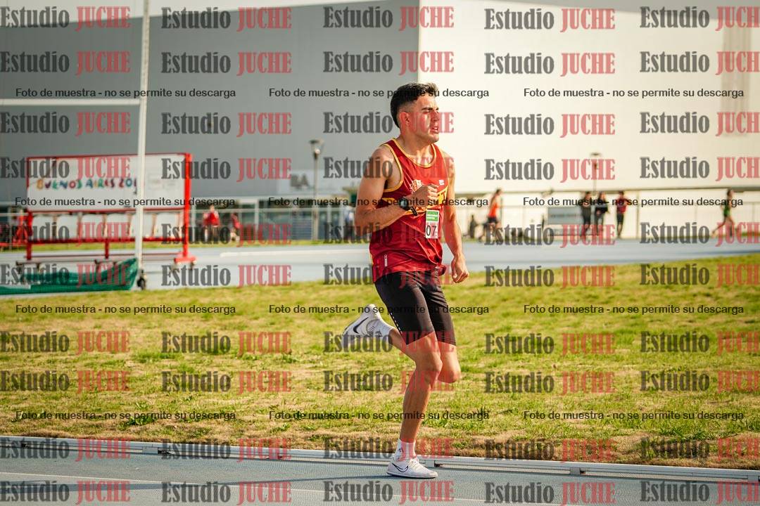 Fotos de los 3000 m llanos de varones