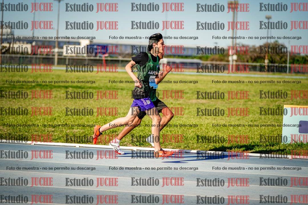 Fotos de los 2000 m llanos de varones