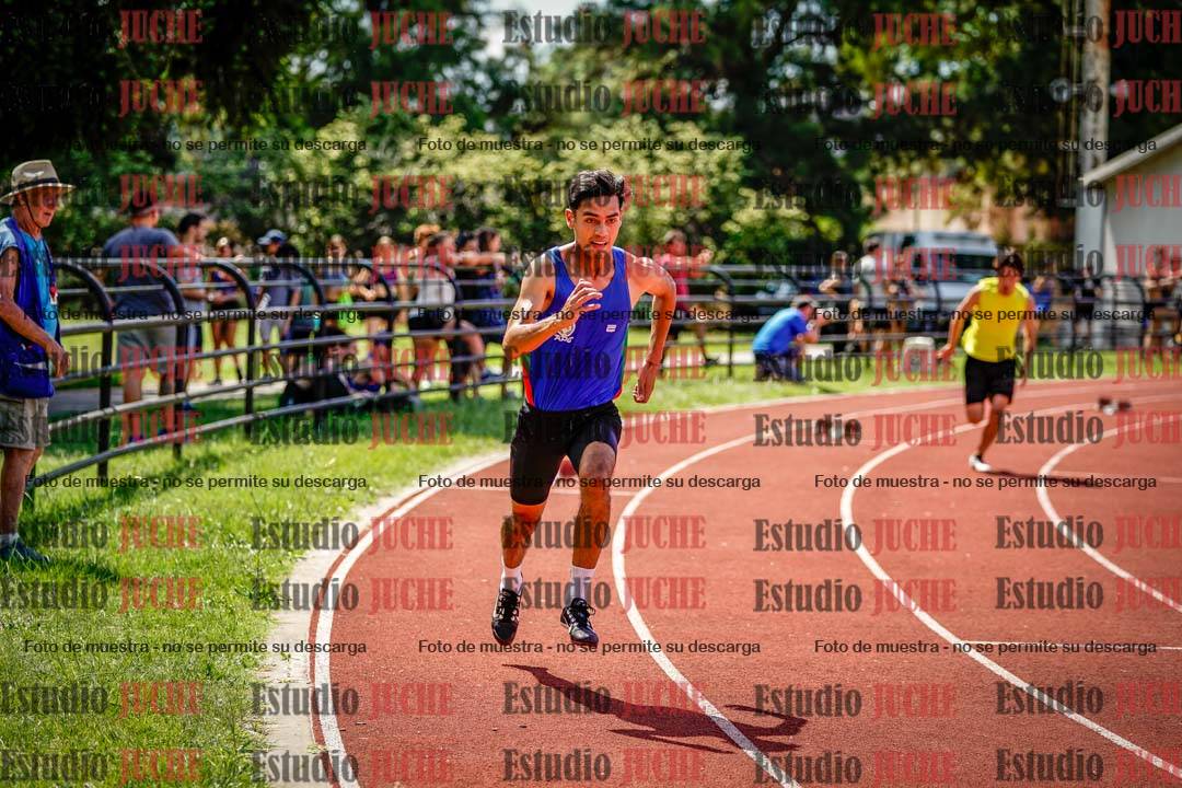 Fotos de los 400 m llanos de varones