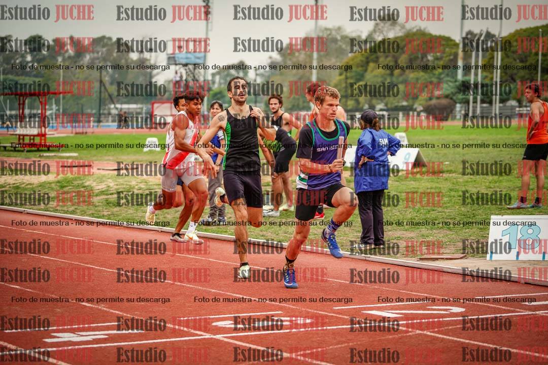 Fotos de las Postas 4x400 m de varones