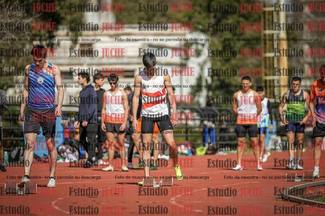 Fotos de los 200 m llanos de varones