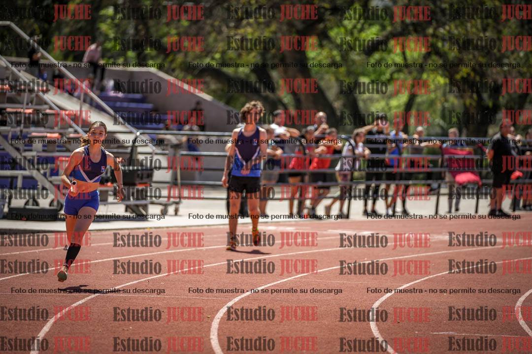 Fotos de las Postas 8x200 m de mujeres y varones - FINAL