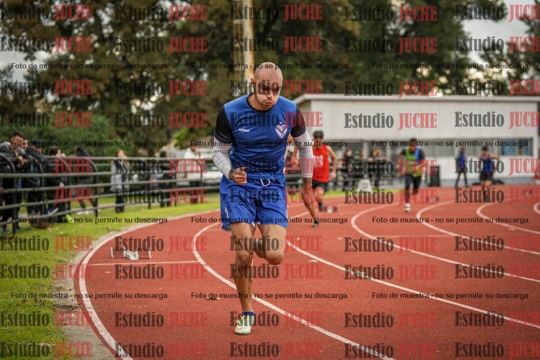 Fotos de los 400 m llanos de varones
