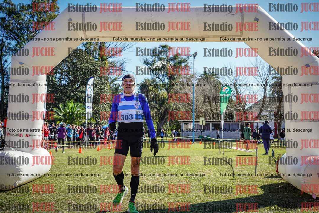 Fotos de la llegada del cross de 1500 m