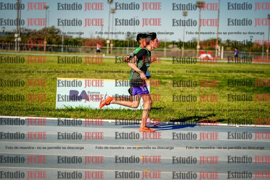 Fotos de los 2000 m llanos de varones