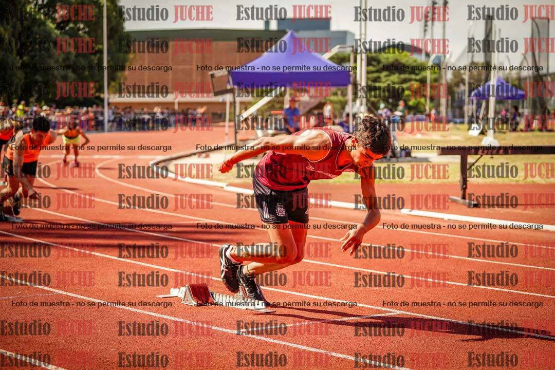Fotos de los 400 m llanos de varones
