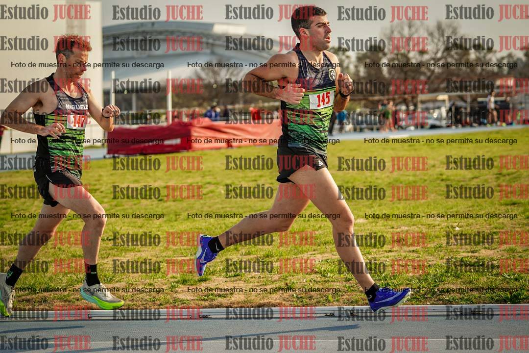 Fotos de los 3000 m llanos de varones