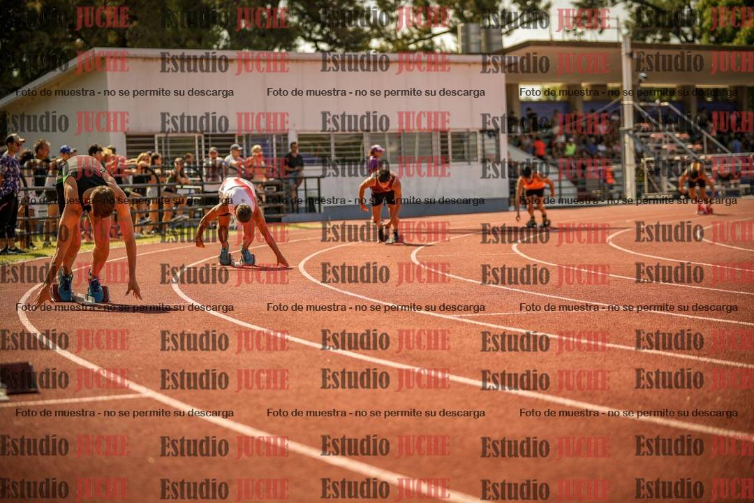 Fotos de los 400 m llanos de varones