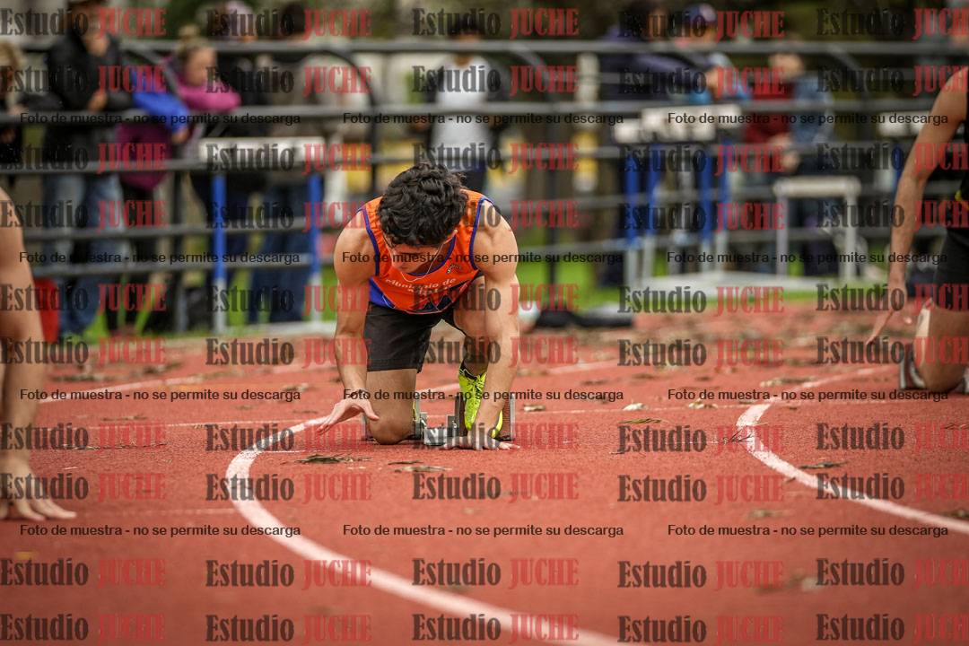 Fotos de los 200 m llanos de varones