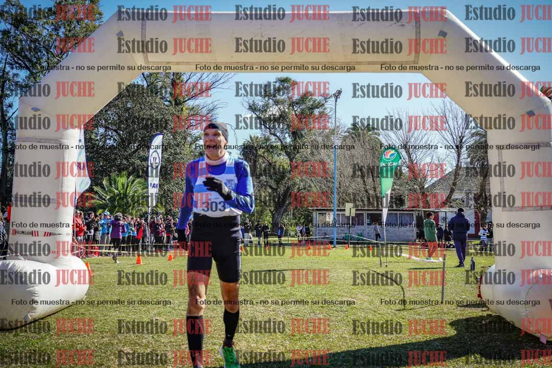 Fotos de la llegada del cross de 1500 m