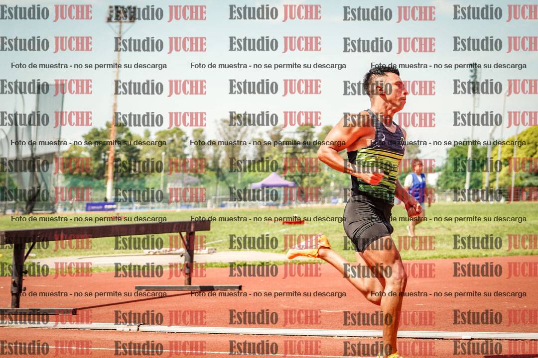 Fotos de los 400 m llanos de varones