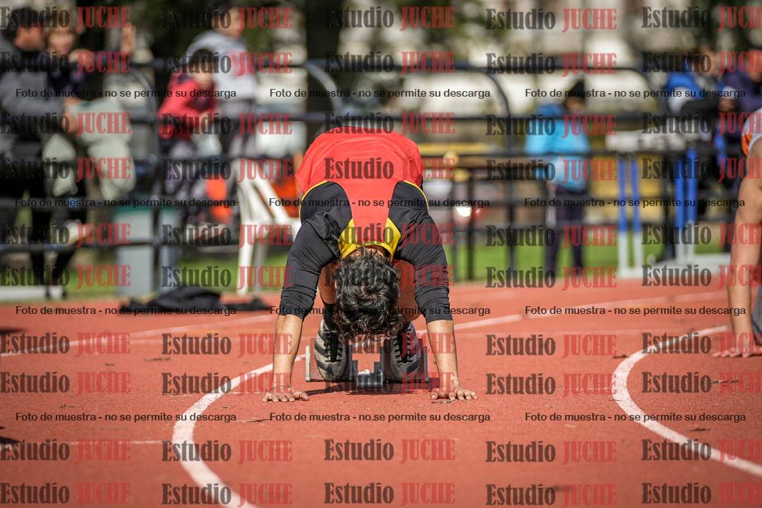 Fotos de los 200 m llanos de varones