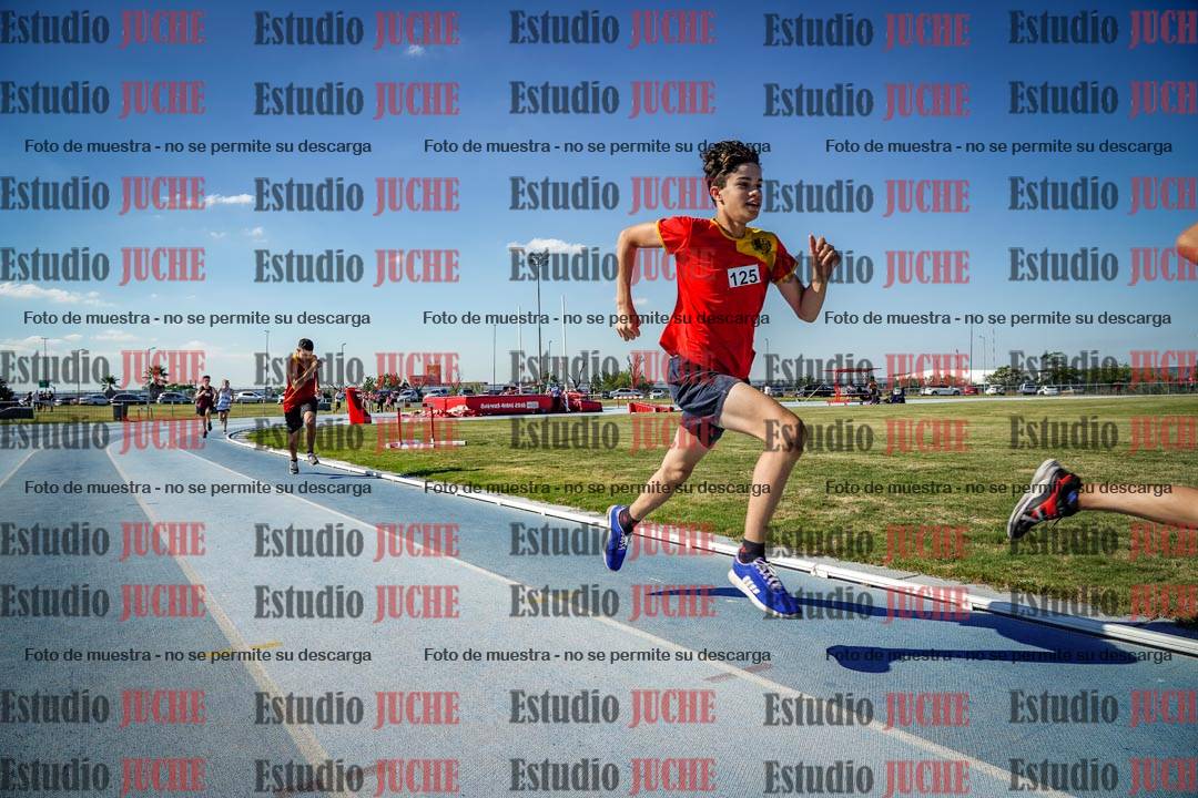 Fotos de los 600 m llanos de varones
